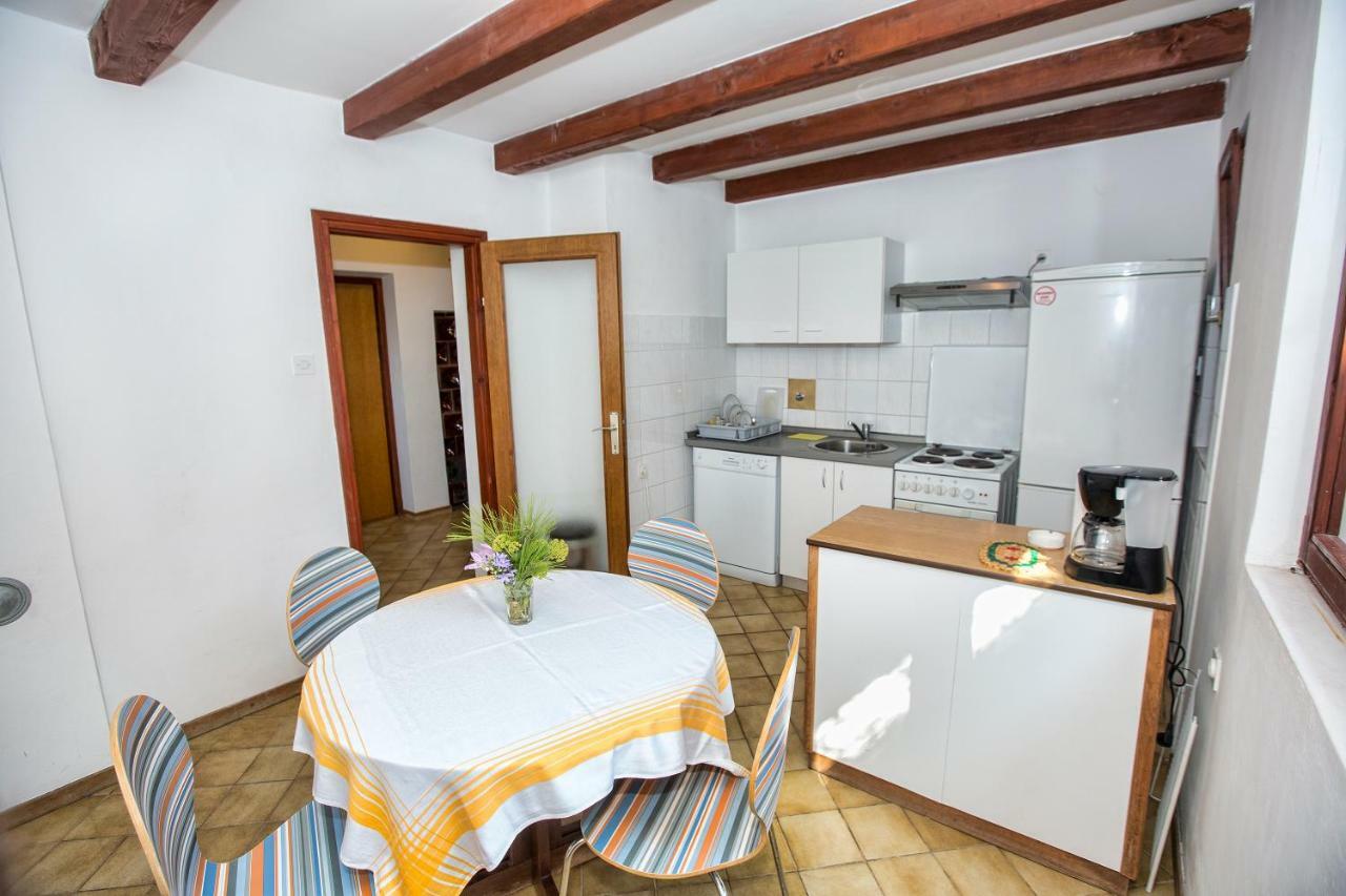 דירות Penthouse קרלובג מראה חיצוני תמונה